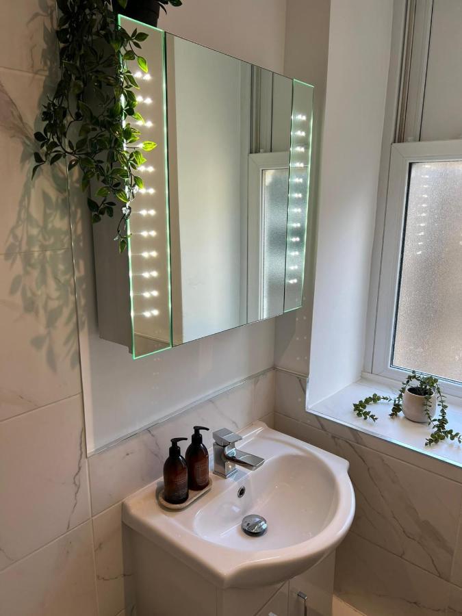 Peaceful & Stylish Brighton Studio Apartment Kültér fotó